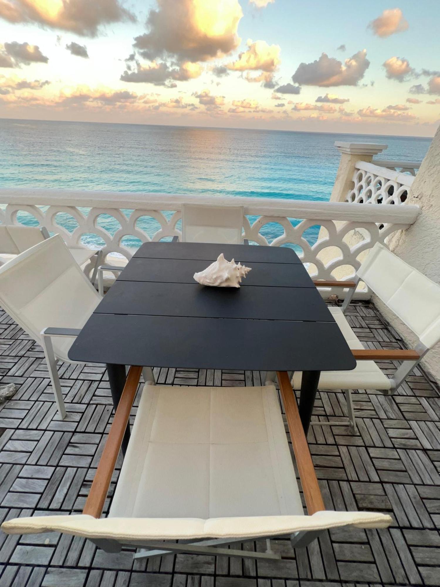 “Magic Sunrise At Cancun” Exterior photo