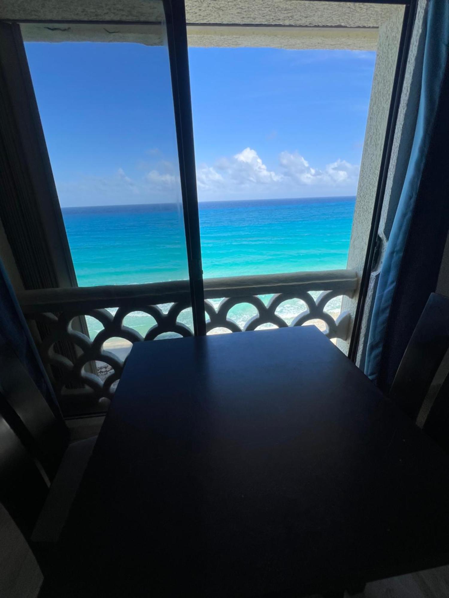 “Magic Sunrise At Cancun” Exterior photo