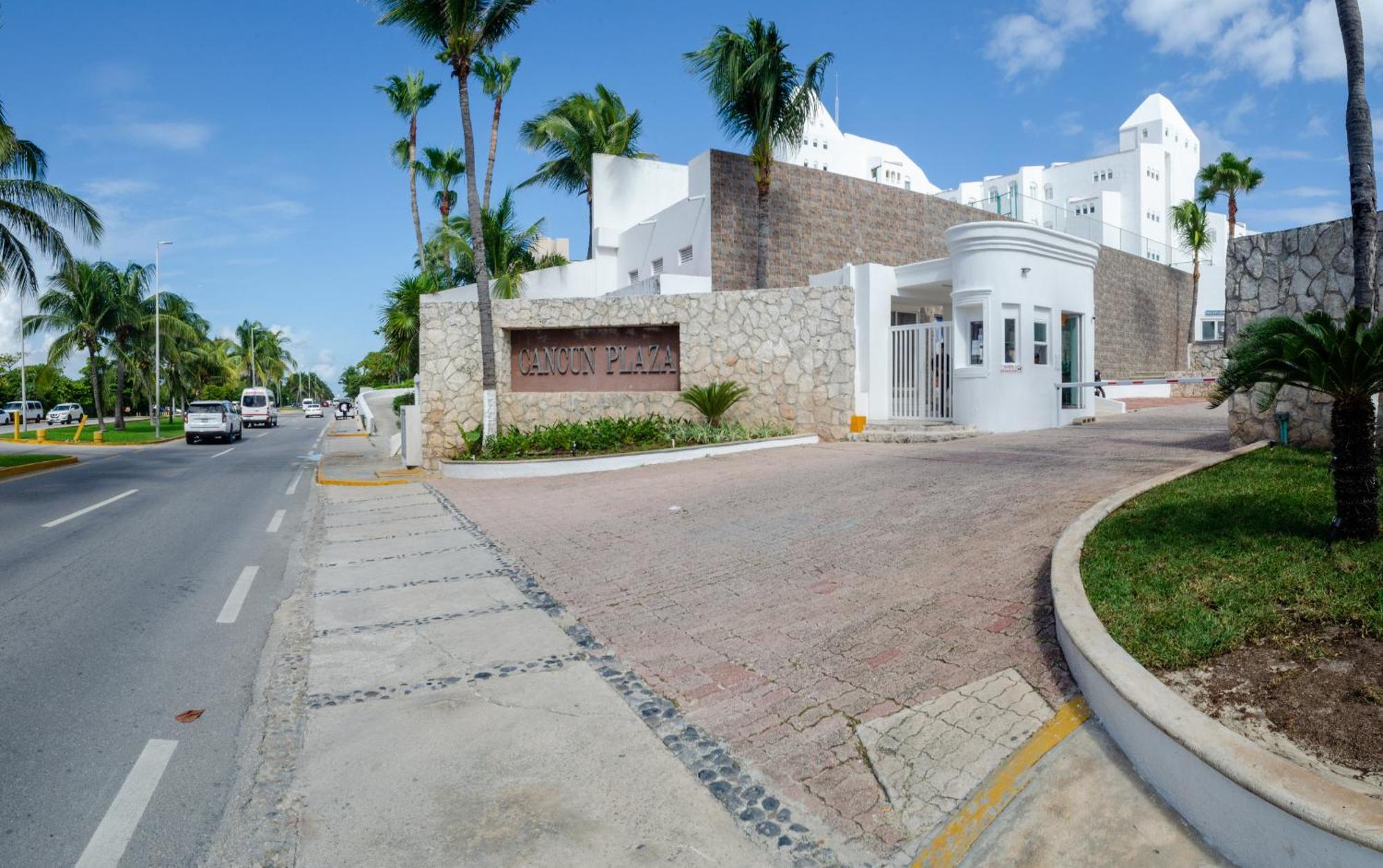“Magic Sunrise At Cancun” Exterior photo