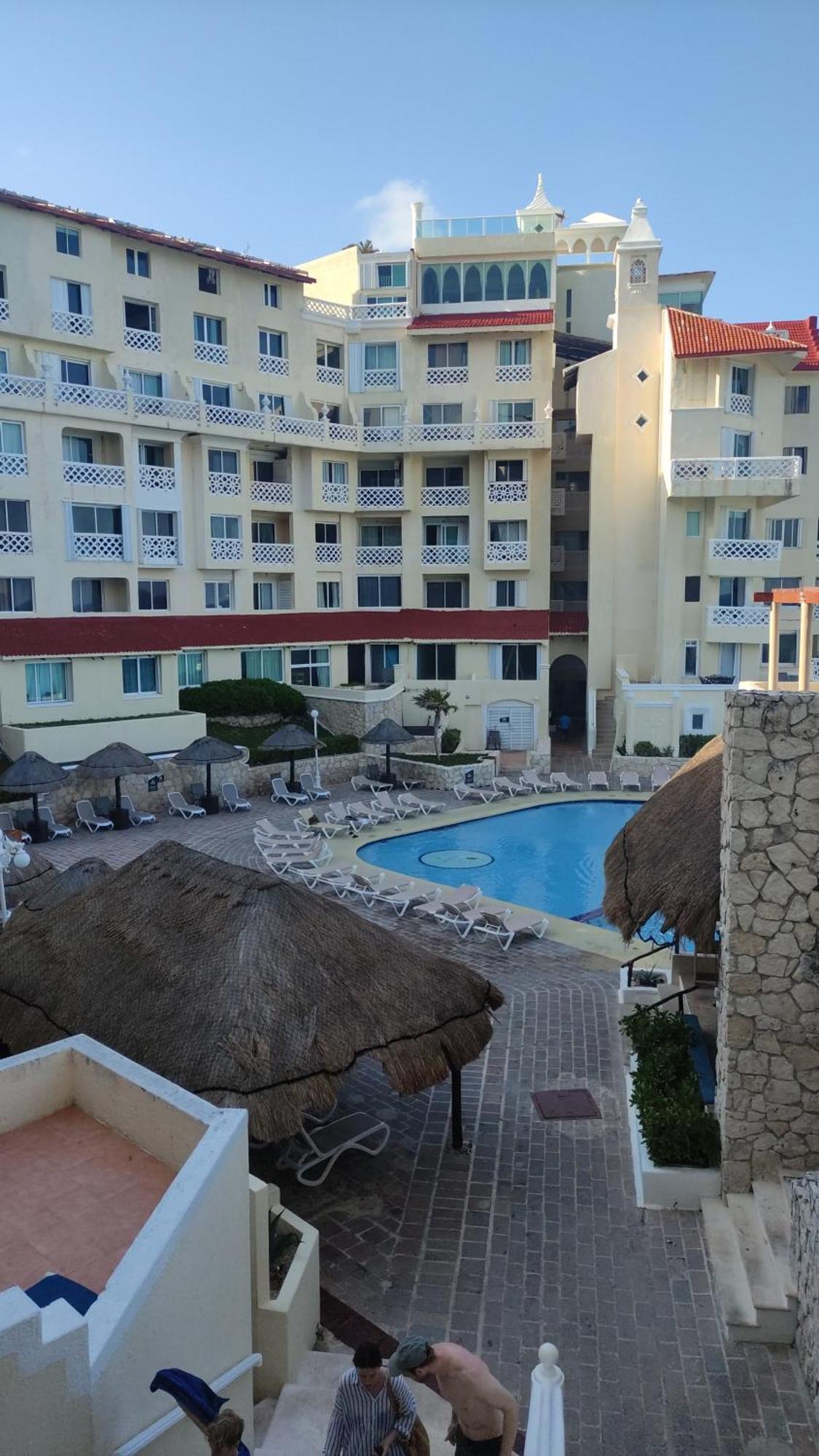 “Magic Sunrise At Cancun” Exterior photo